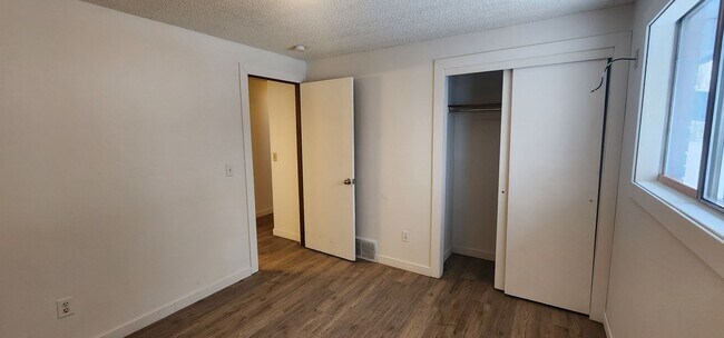 Building Photo - Welcoming 3 Bed, 1 Bath Home in Spokane