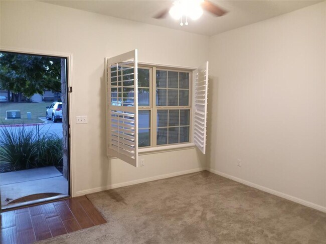 Building Photo - 1701 S Bell Blvd