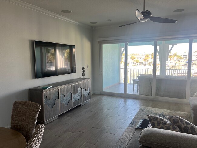 Building Photo - 11715 1st St E