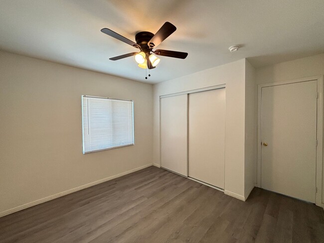 Building Photo - Modern East Palmdale ADU