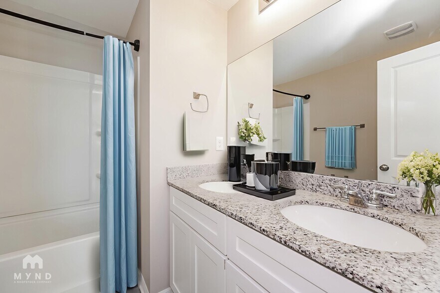 Building Photo - 9072 Aegean Cir