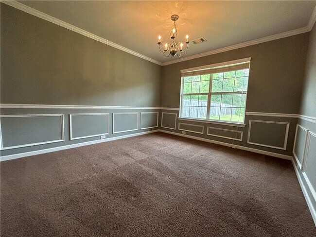 Building Photo - 1040 Baltic Way