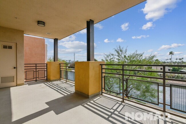 Building Photo - Charming 3BR Townhome in Scottsdale