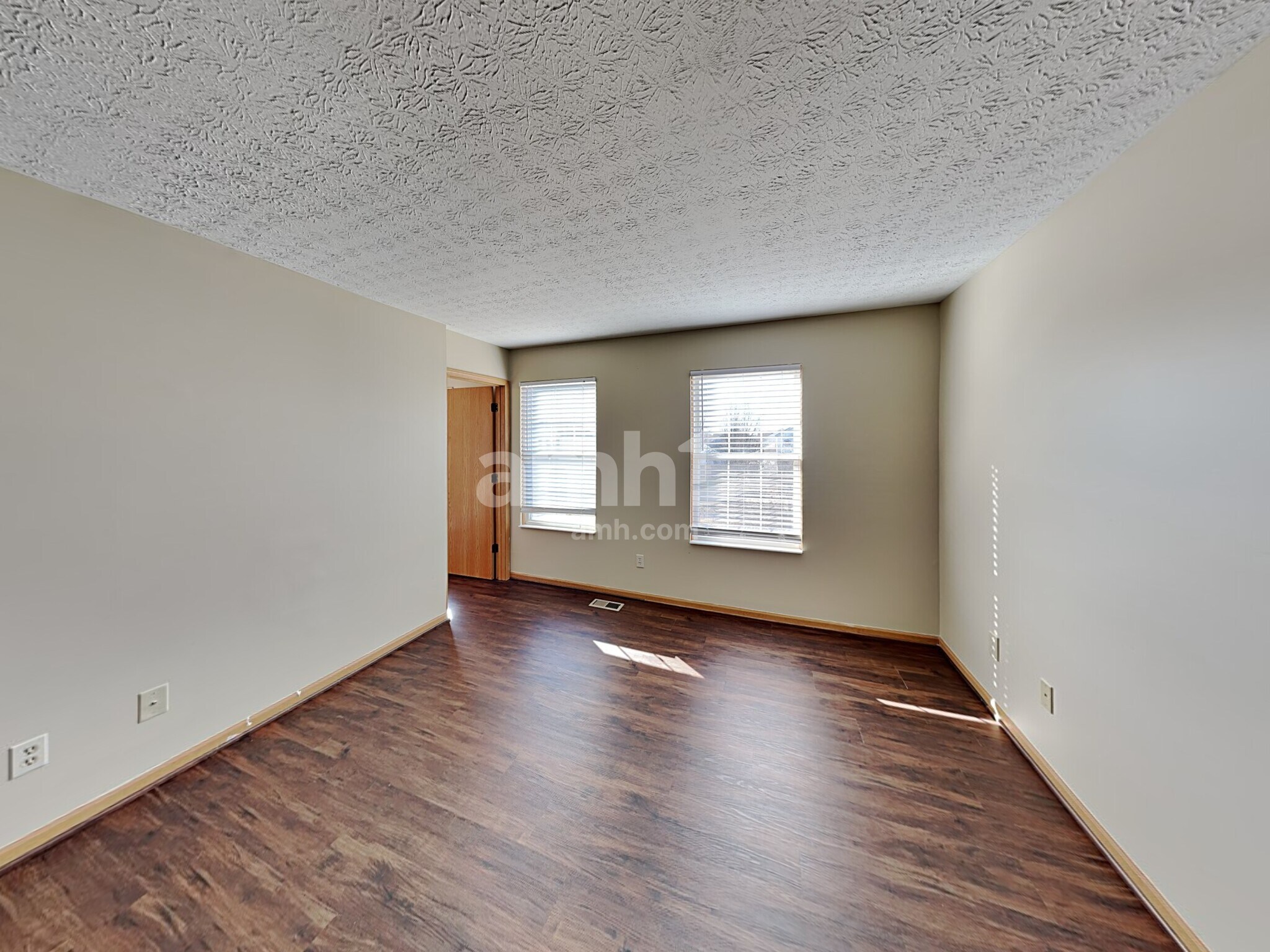 Building Photo - 3184 Legion Ln