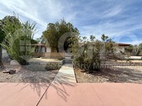 Building Photo - 570 N Villa Nueva Dr
