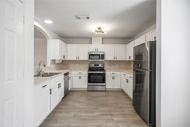 Building Photo - 11735 Alief Clodine Rd