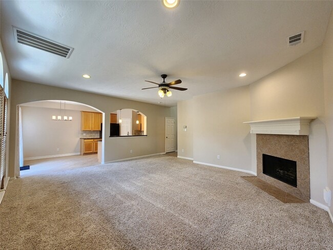 Building Photo - 1408 S Friendswood Dr