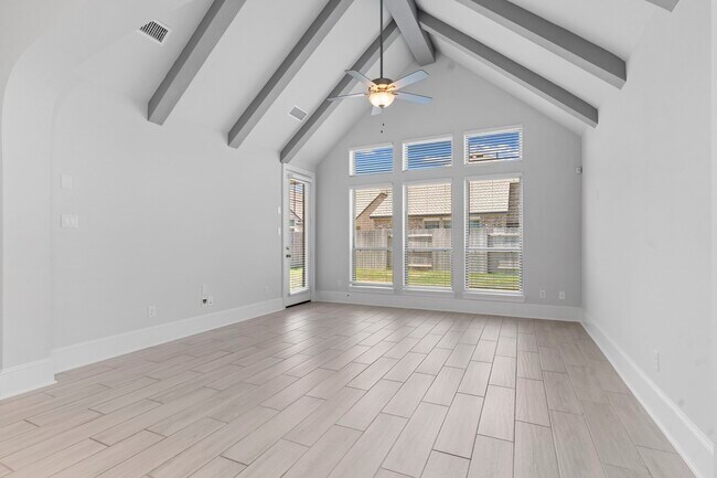 Building Photo - 7019 Winterberry Gln Ln