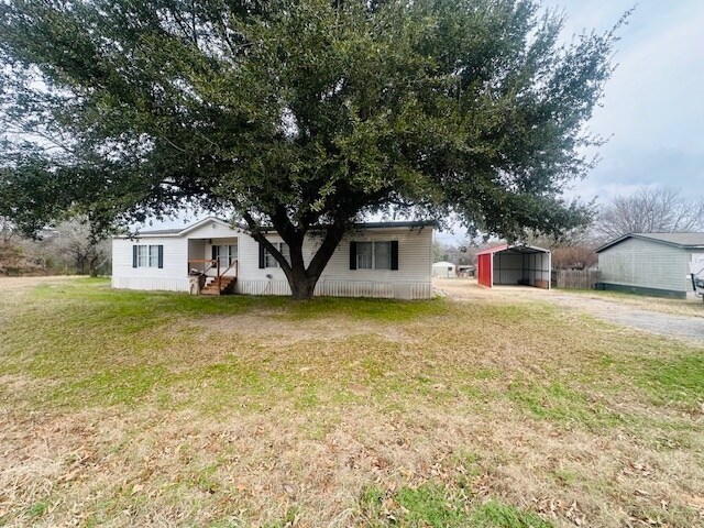 Front view - 16163 Carole Dr