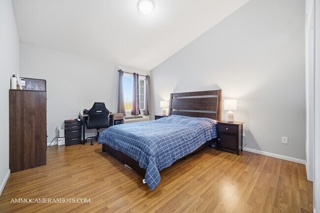 Building Photo - 148 Bertram Dr