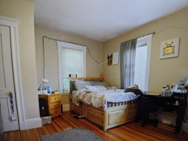 Building Photo - 84 Brayton Rd