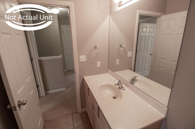 Building Photo - 4015 Snowy Owl Dr