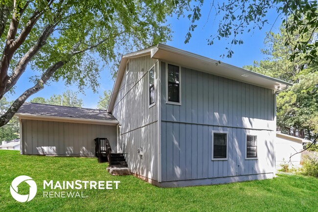 Building Photo - 2159 Pintail Dr