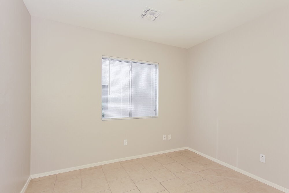 Building Photo - 12433 W Larkspur Rd