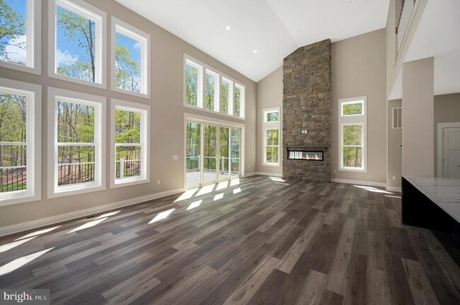 Building Photo - 44 Deep Crk Cir