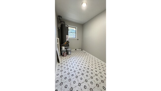 Building Photo - 401 Bayou Oaks Dr