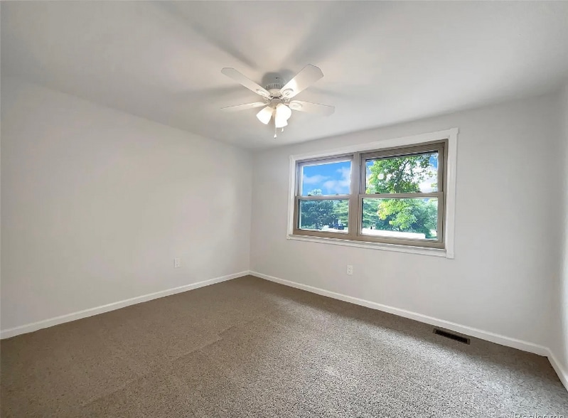Building Photo - 893 Dartmouth Dr