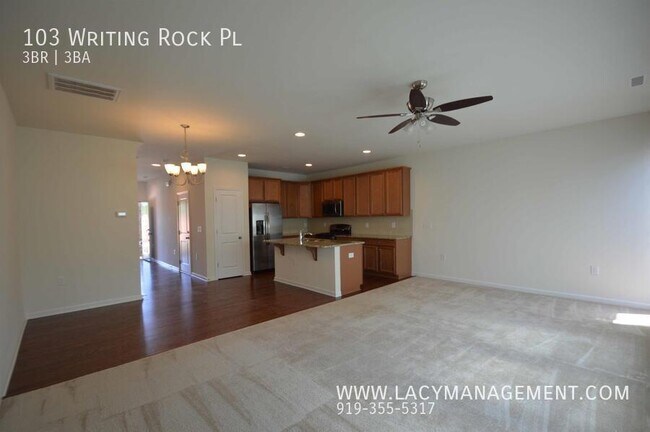 Building Photo - 103 Writing Rock Pl