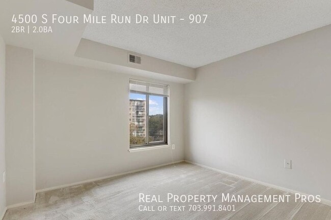 Building Photo - 4500 S Four Mile Run Dr