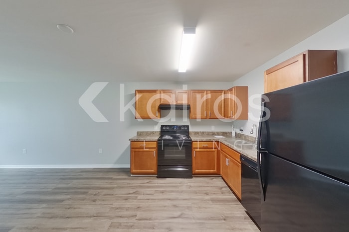 Building Photo - 17360 Shirley Ave