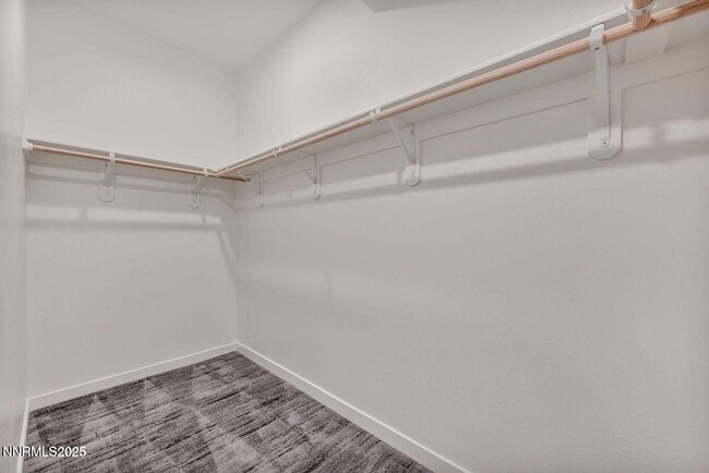 Building Photo - 557 California Ave