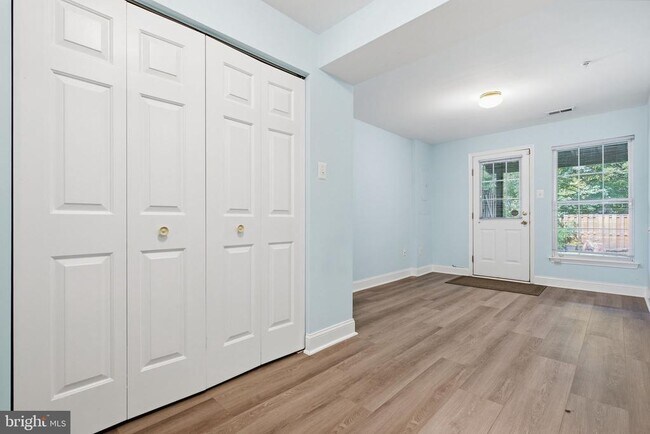 Building Photo - 4603 Weston Pl