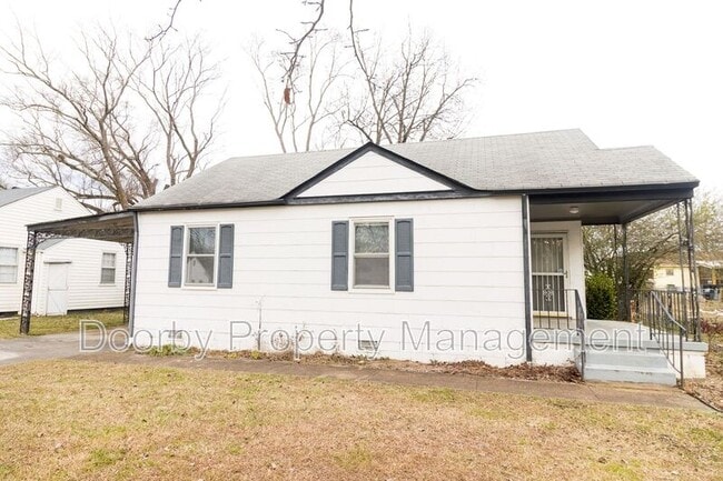 Building Photo - 4913 Carolyn Ln