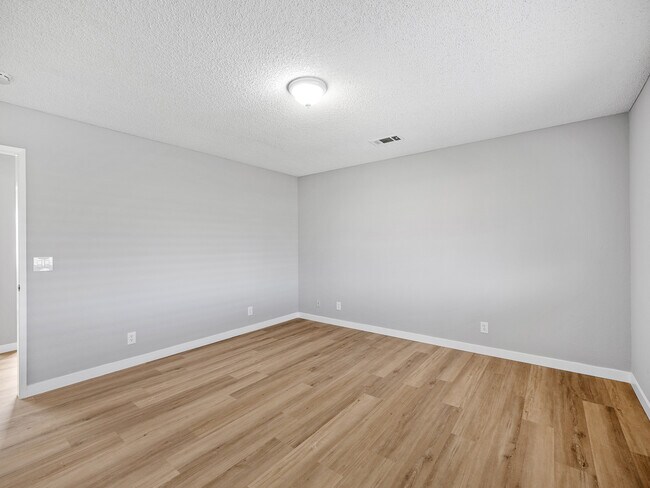 Building Photo - 15394 Ute Rd