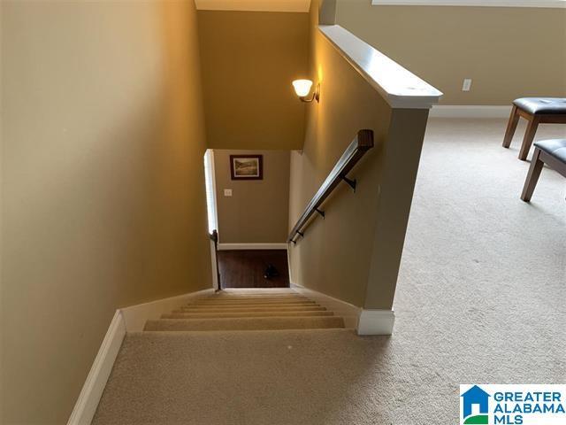 Building Photo - 277 Creekside Ln