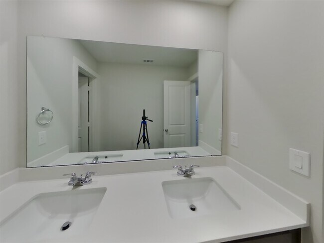 Building Photo - 22843 Terrazzo Dr
