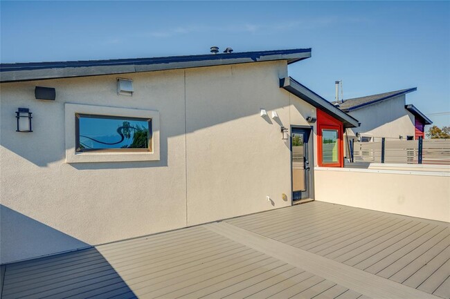 Building Photo - 1417 Kramer Ln