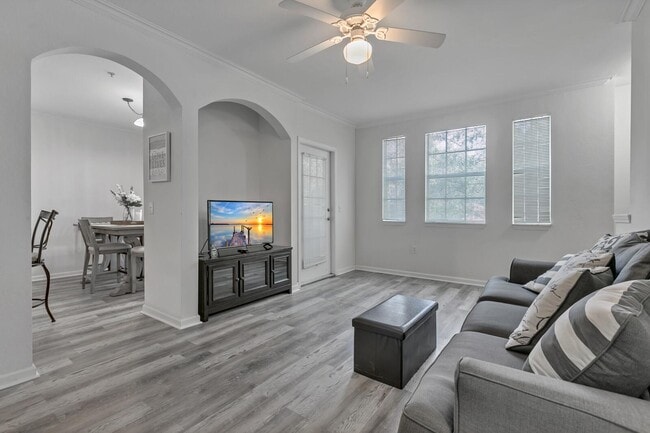 Building Photo - 10075 Gate Pkwy N