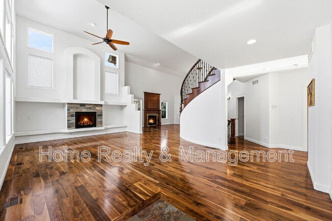 Building Photo - 14325 N Santa Fe St