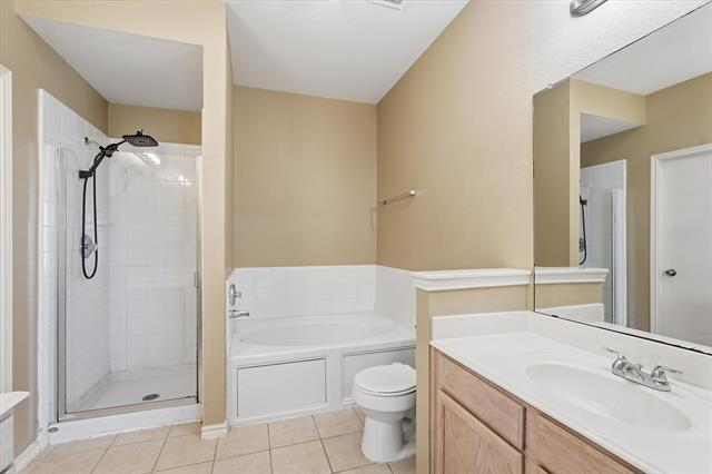 Building Photo - 9229 Chesapeake Ln