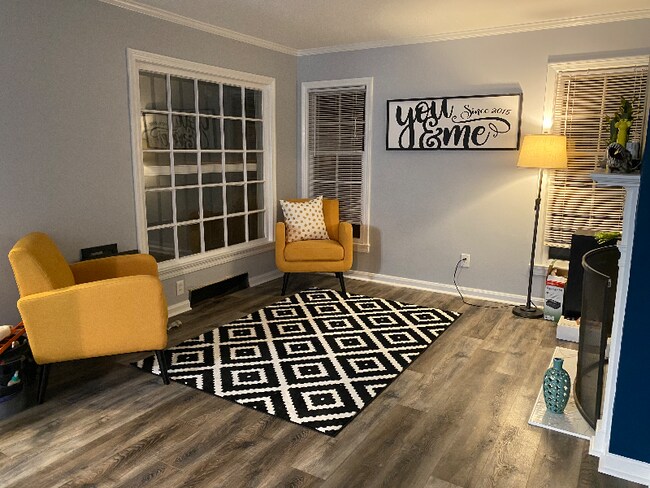 Building Photo - 1994 E 221st St