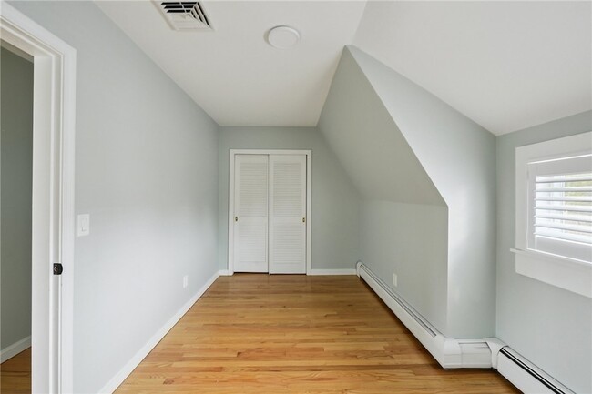 Building Photo - 450 Ocean Rd