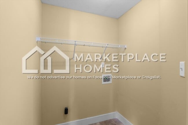 Building Photo - 4831 High Meadows Dr