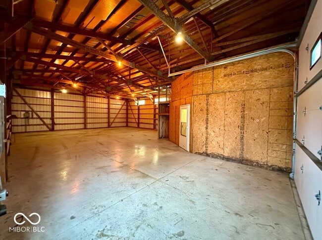 Building Photo - 2908 County Rd 1000 S
