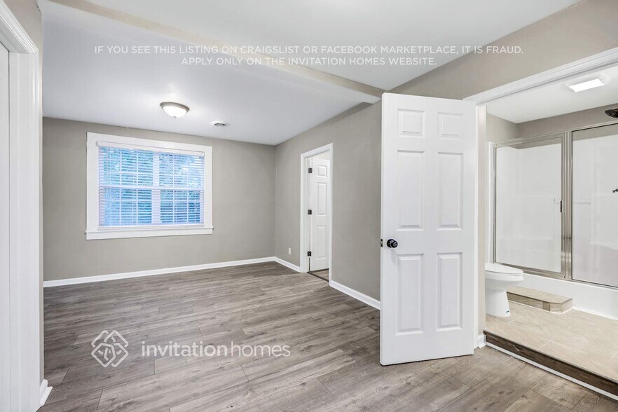 Building Photo - 337 Moncrief Ave