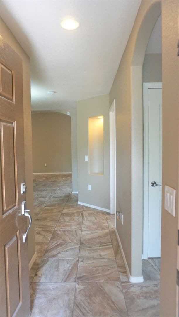 Building Photo - 3359 Zion Ct