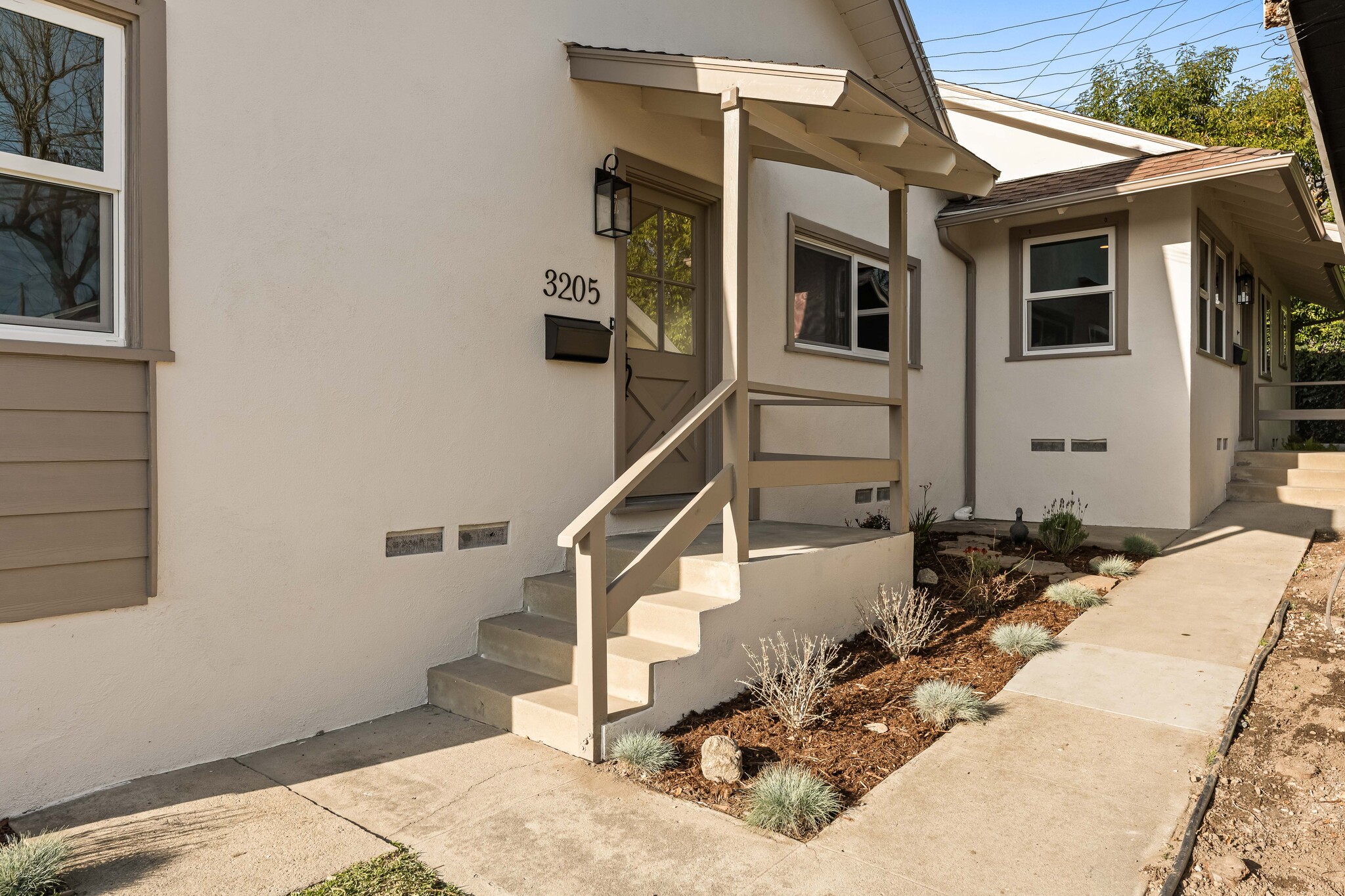 Building Photo - 3205 Fairesta St