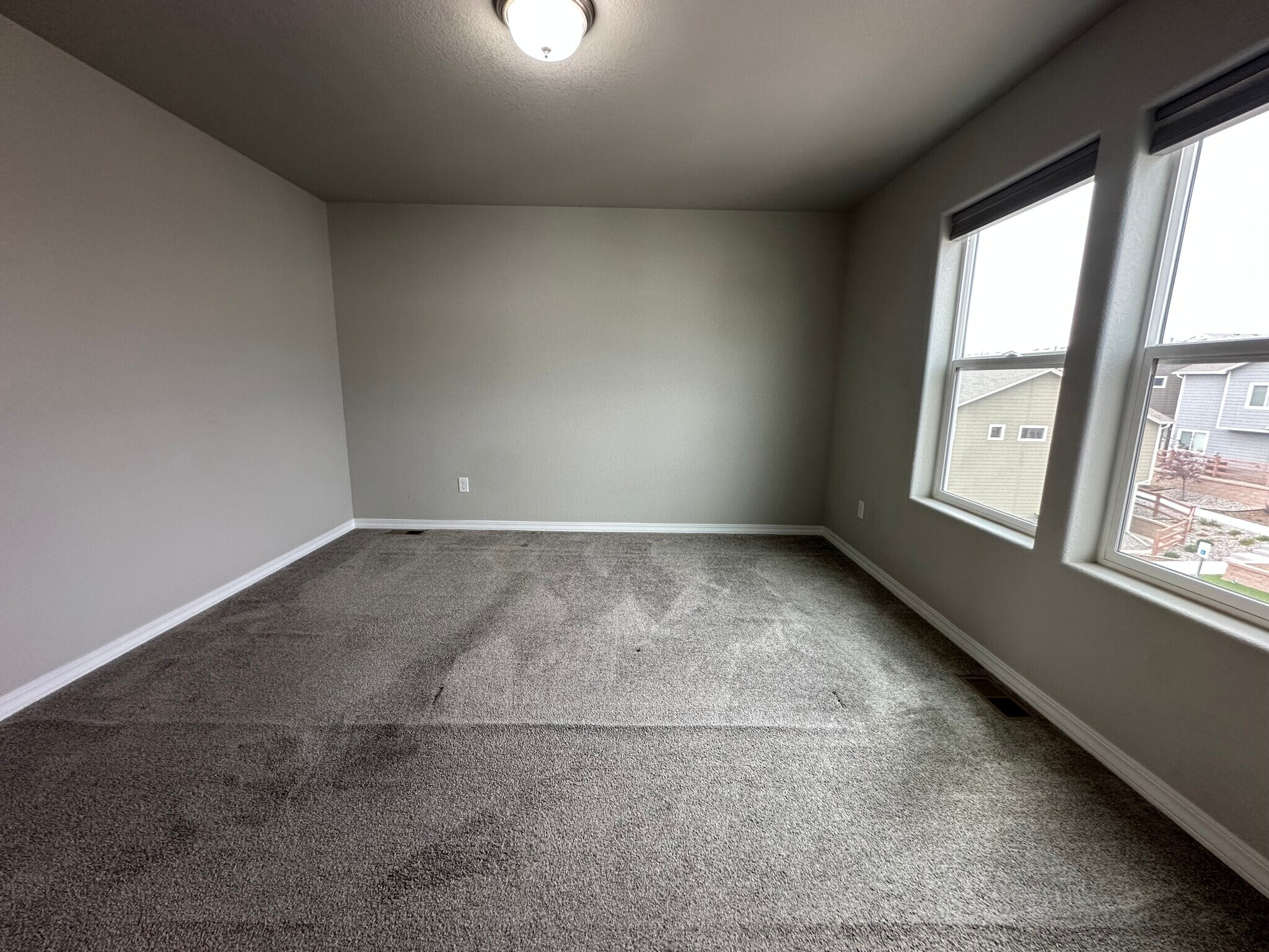 Building Photo - 7435 Gorgeted Quail Grv