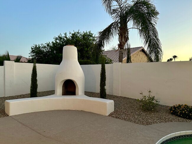 Building Photo - 15058 N 54th Way