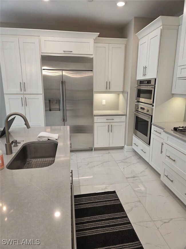 Building Photo - 16370 Viansa Wy