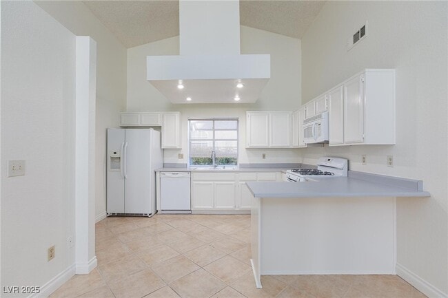 Building Photo - 2208 Ladue Dr