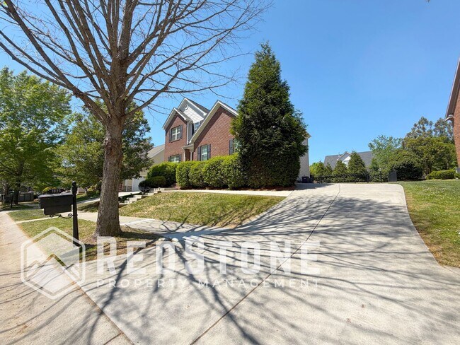 Building Photo - 1823 Buxton Way