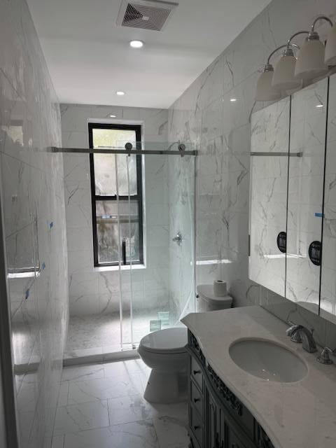 Building Photo - 114 W 131st St