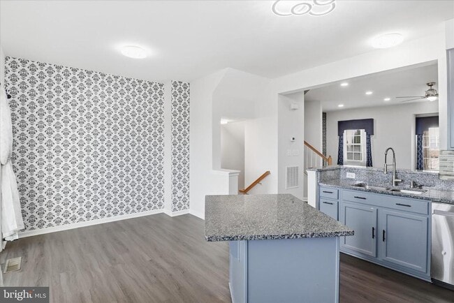 Building Photo - 98 Short Branch Rd