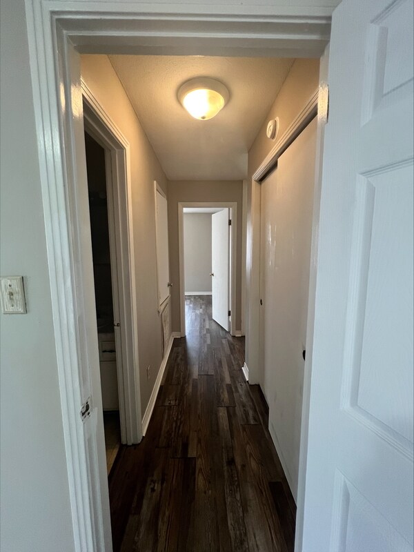 Building Photo - 115 Old Denmark Rd