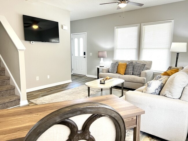 Building Photo - 714 Integrity Oaks Dr